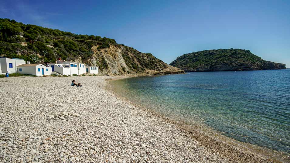 nadar en calas de alicante