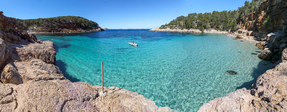 Cala-Salada bay is protected so ideal for wild swimming