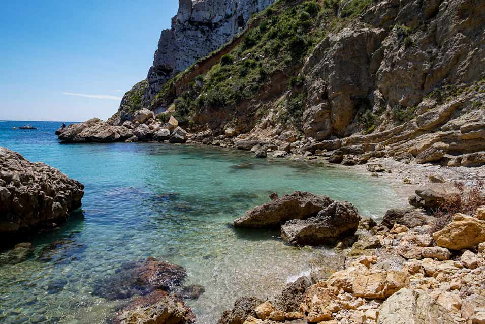 Cala-Granadella - swim in cove