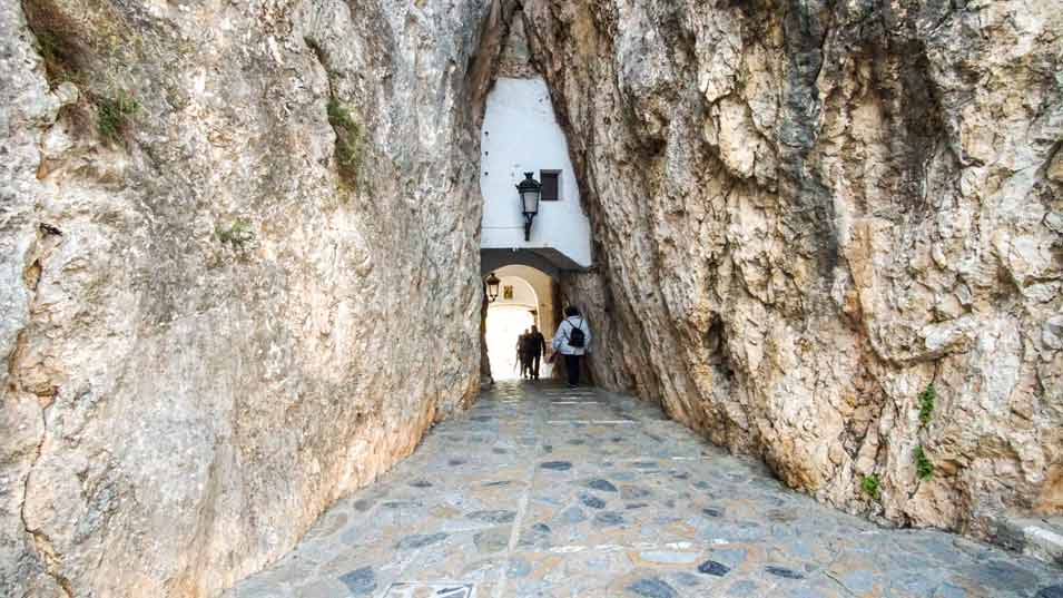 village street Guadalest