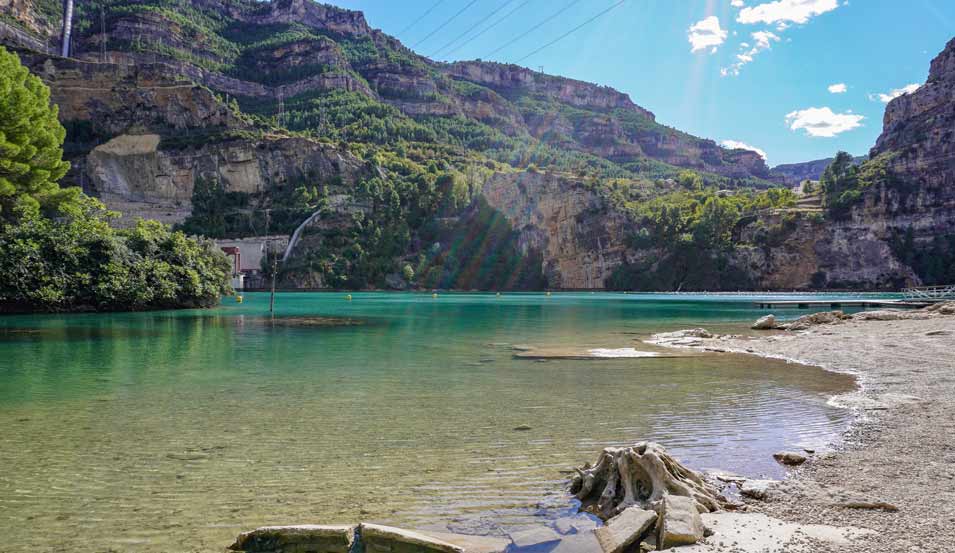 wild swimming Cortes de Pallás Reservoir