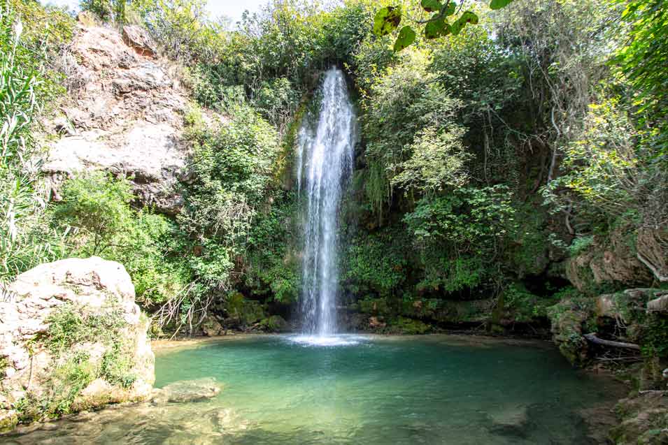 main waterfall of chorradores-de-navarres