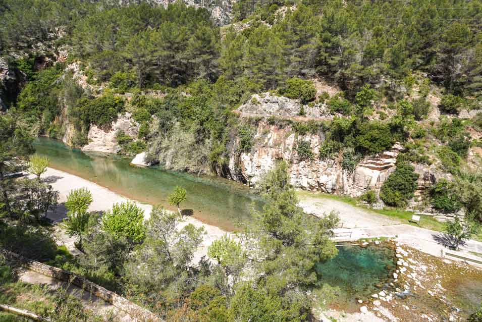 Montanejos- river mijares view when arriving