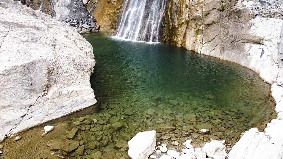 natural pool Sorrosal waterfall