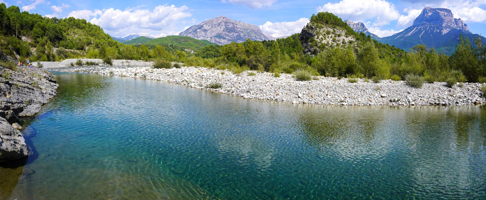 Cinca river and mountains